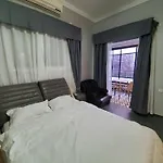 King\'S Rooftop Studios