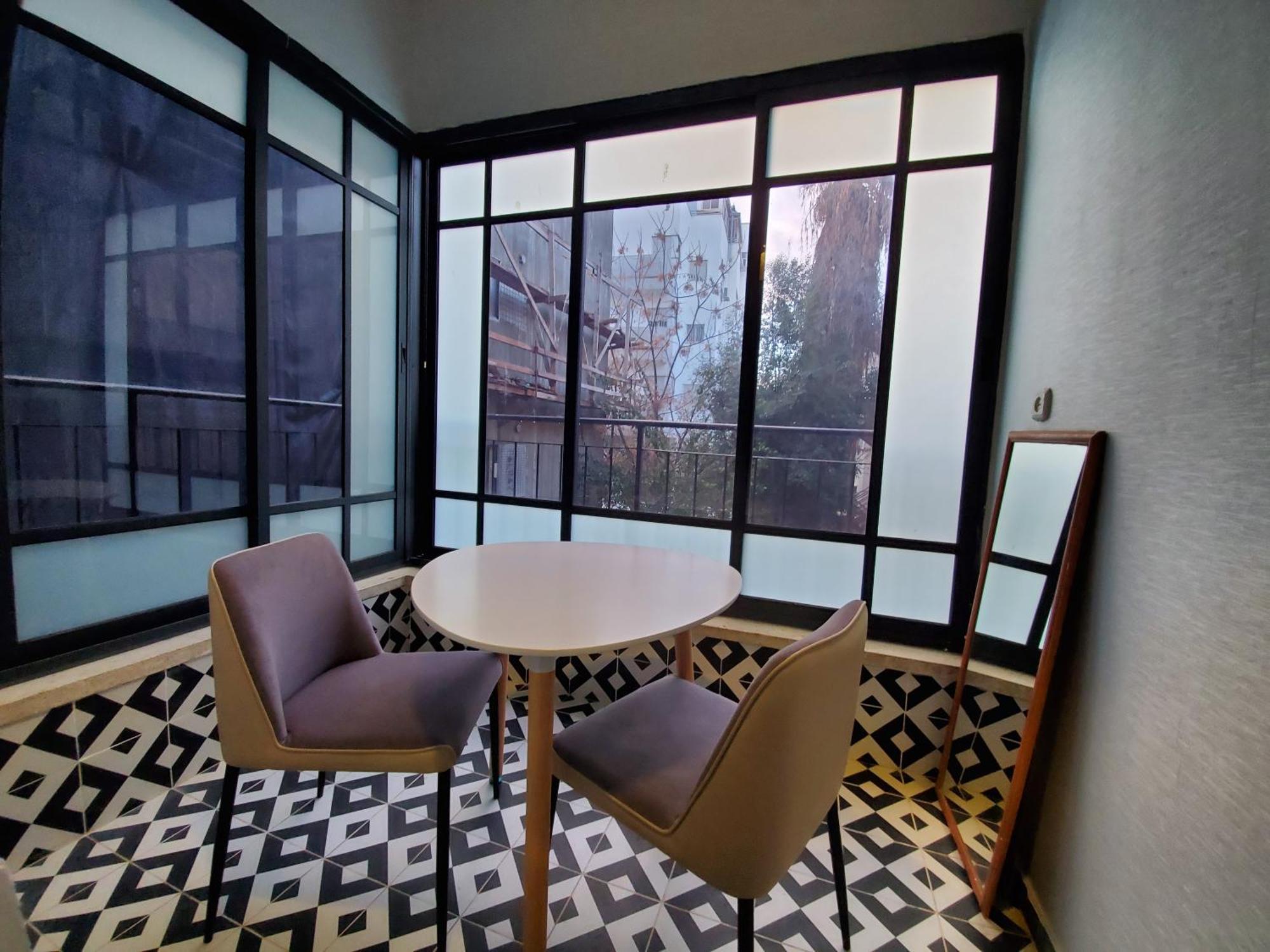 King's Rooftop Aparthotel
